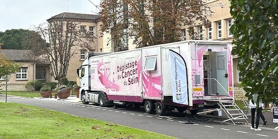 MAMMOBILE - Détection du cancer du sein en tournée dans le Gers